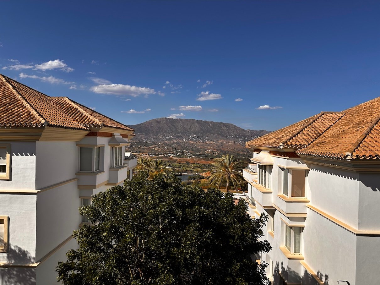 🏖️ Sunshine, Stability & Smart Investment: Why Marbella Is Still Hot in 2026
